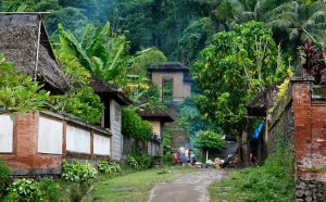1280px-Traditional_village_Bali-300x186.jpg