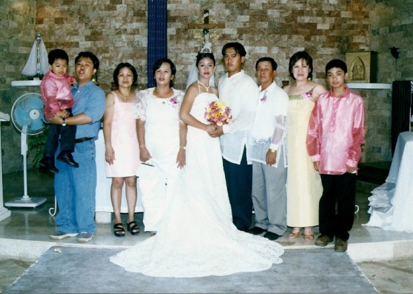 Wedding_Filipino_Style_-_panoramio.jpg