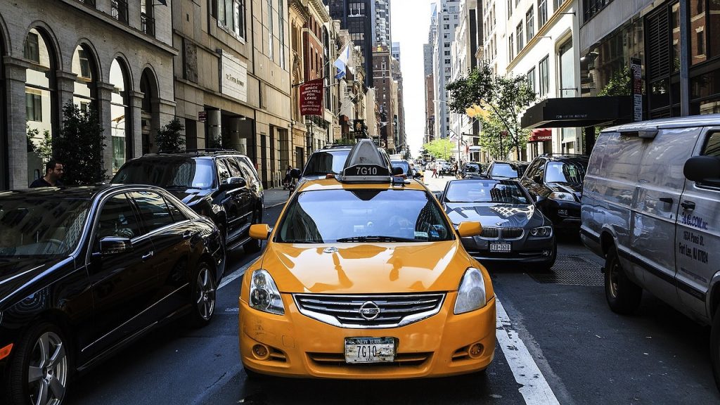 traffic-691870_1280-1024x576.jpg