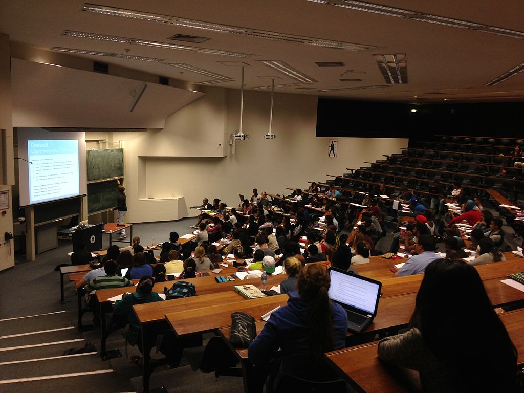 uct_leslie_social_science_lecture_theatre_class-1544825249411.JPG