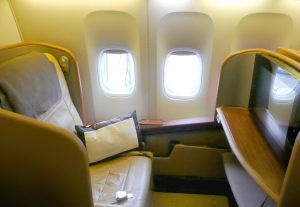 SQ_First_Class_777-300ER_seats-300x207.jpg