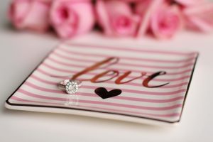 love-2042101-300x200.jpg