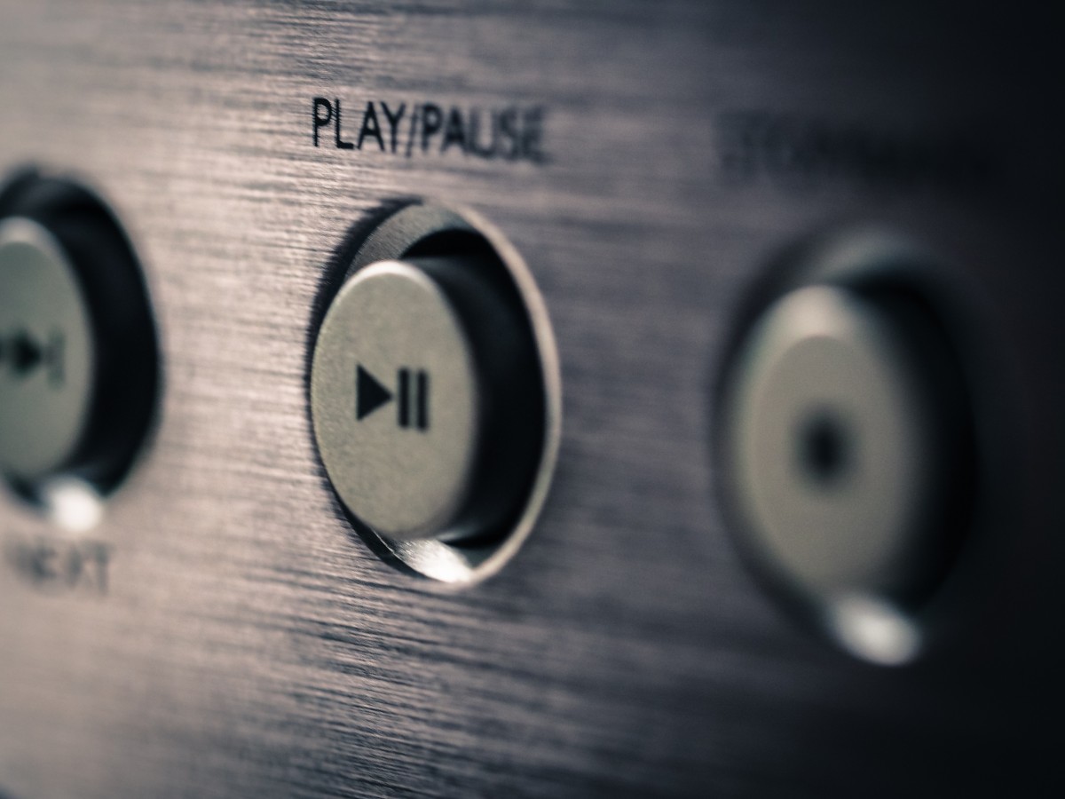 plant_music_play_break_cd_player_music_system_button_display-858499-1551766505546.jpg