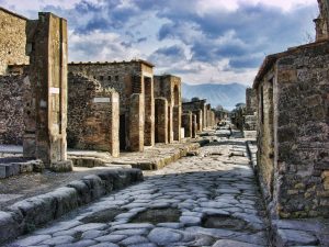pompeii-2375135-300x225.jpg