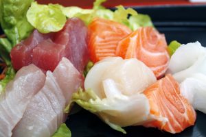 sushi-373585-300x200.jpg