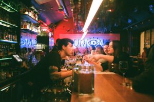 adults-bartender-club-2209519-300x199.jpg