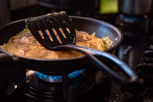 cookware-egg-fire-1277939-300x199.jpg