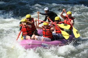 rafting-661716-300x200.jpg