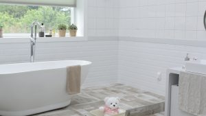 bathroom-1872193-300x169.jpg