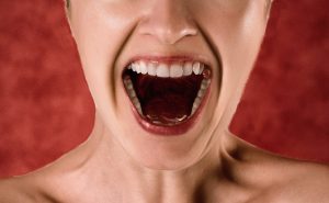 scream-4751647-300x185.jpg