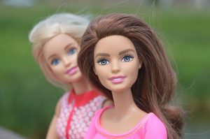 dolls-1497805-300x199.jpg