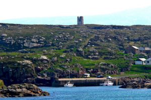 Kincasslagh_Peninsula_-_Pier_and_tower_at_NW_end_-_geograph.org_.uk_-_1171466-300x200.jpg