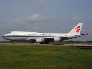 boeing-747-884425-300x225.jpg