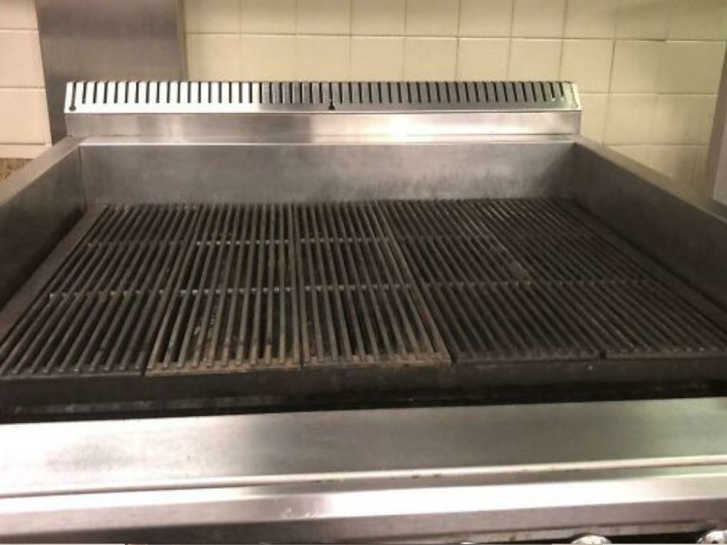 20-Restaurant-Employees-Share-Stories-Industry-Reddit-Shaggy2ropes.jpg.optimal.jpg