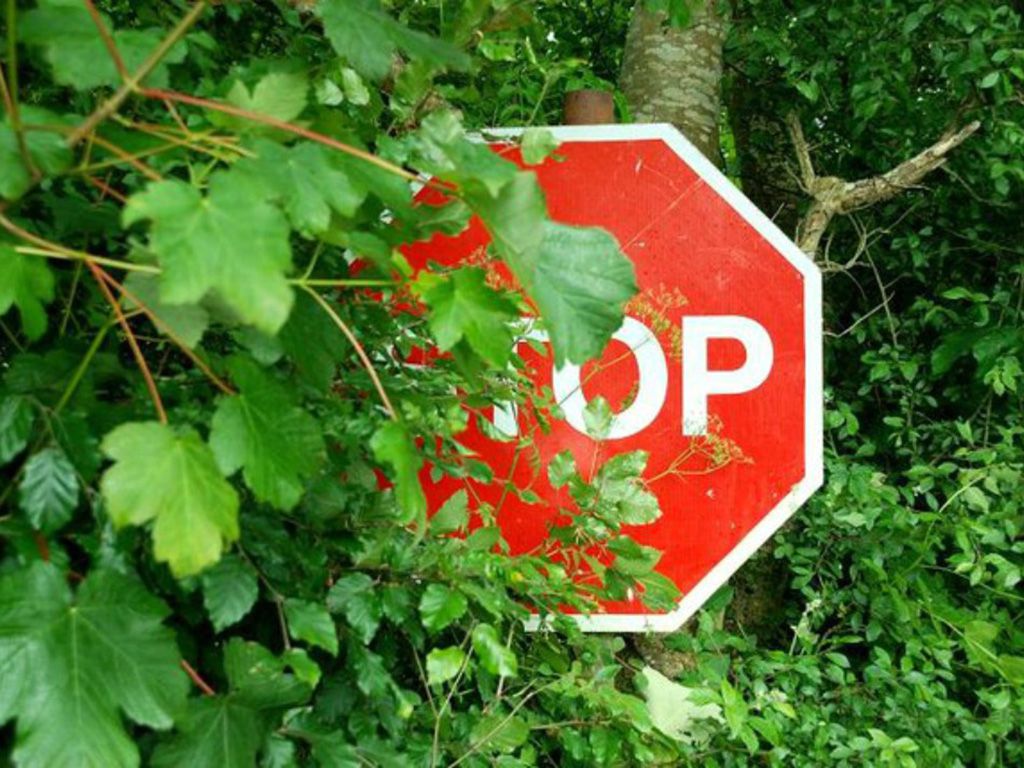 resize1_Road_sign_near_Donegore_-_geograph.jpg.optimal.jpg
