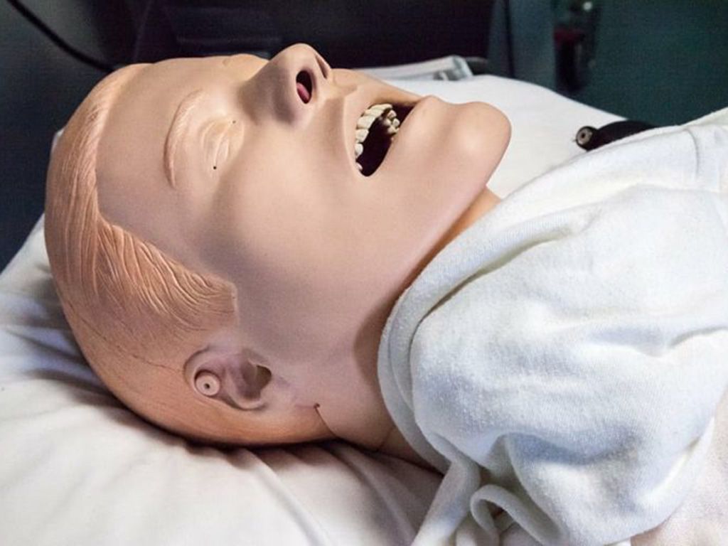 resizeparamedics-doll-hospital-medical-doll-768x512-1.jpg.optimal.jpg