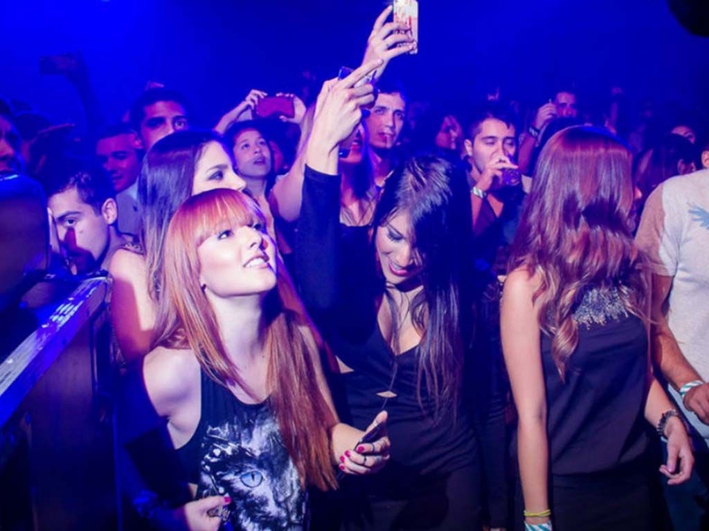 resizetravel_nightclub-1527729858417.jpg.optimal.jpg